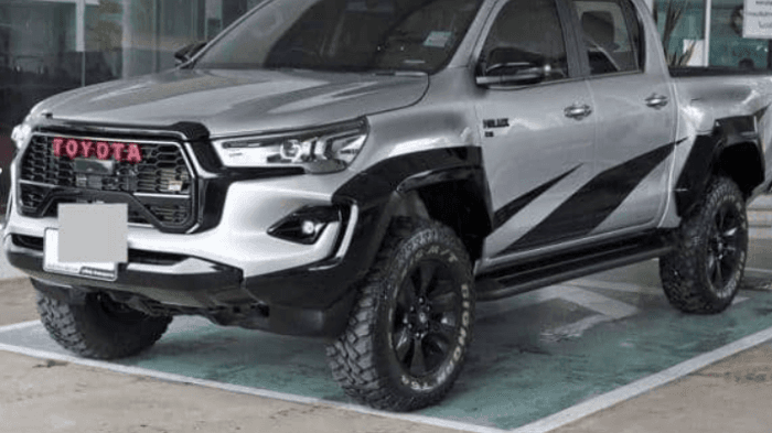 2019 TOYOTA HILUX 2.8 REVO DOUBLE CAB